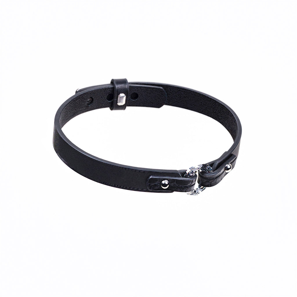 Veg-Tan Eternal Circle Crystal Pendant Collar